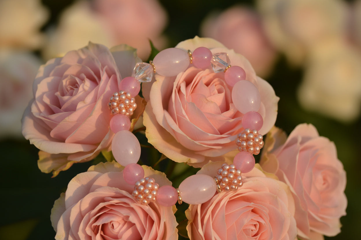 Blushing Pearl Bloom Stretch Bracelet