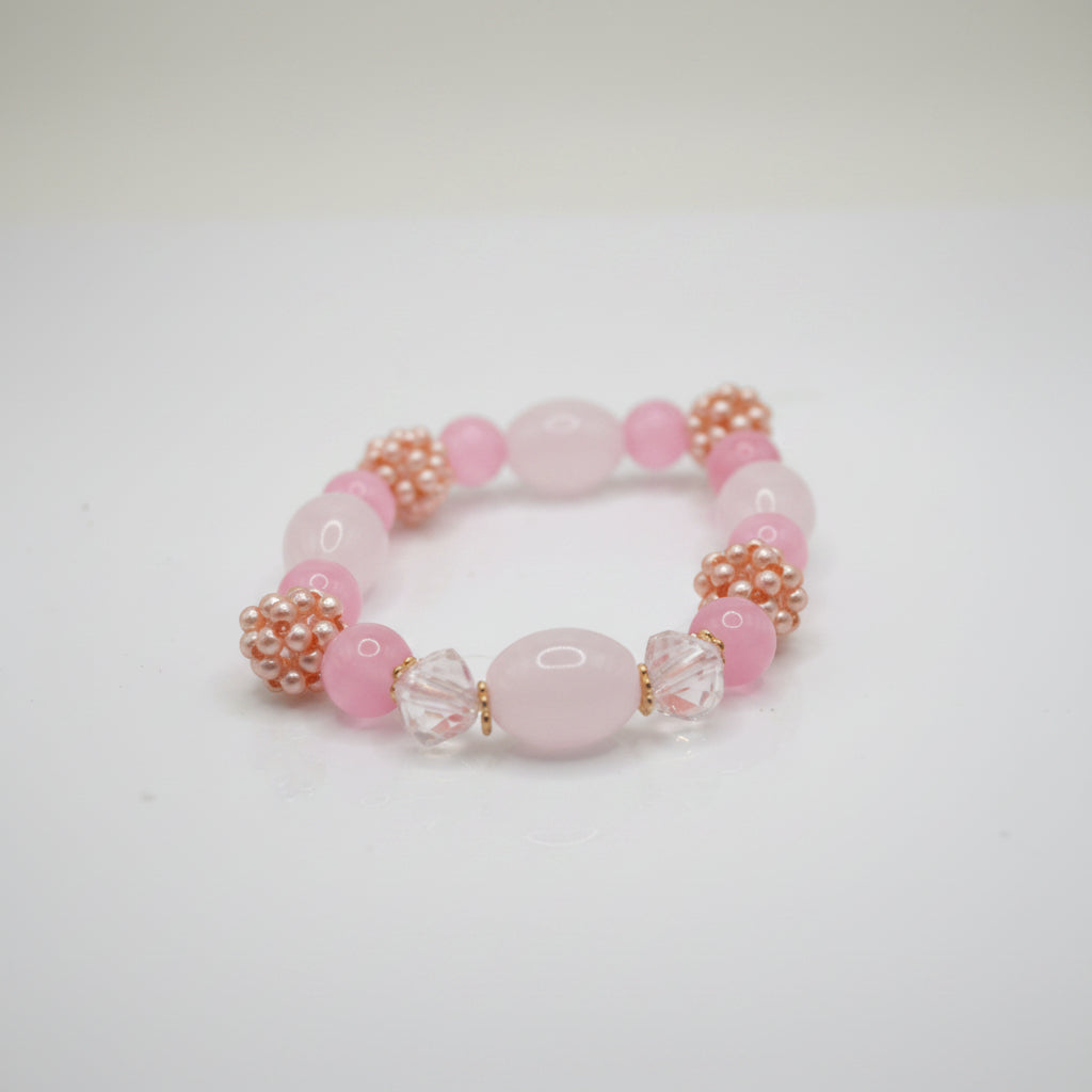 Blushing Pearl Bloom Stretch Bracelet