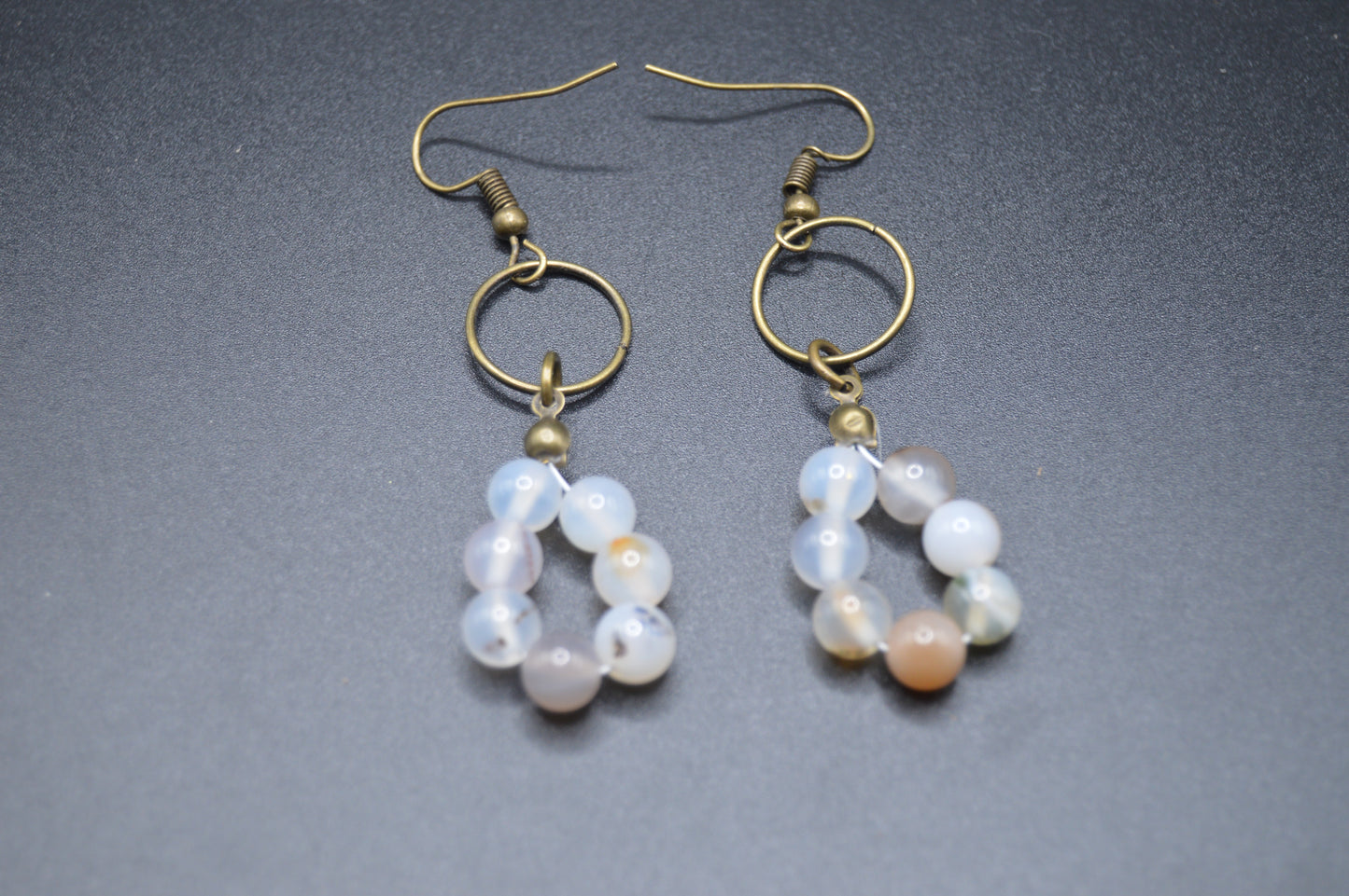 Vintage Elegance: Natural Agate Earrings with Antique Gold Finish