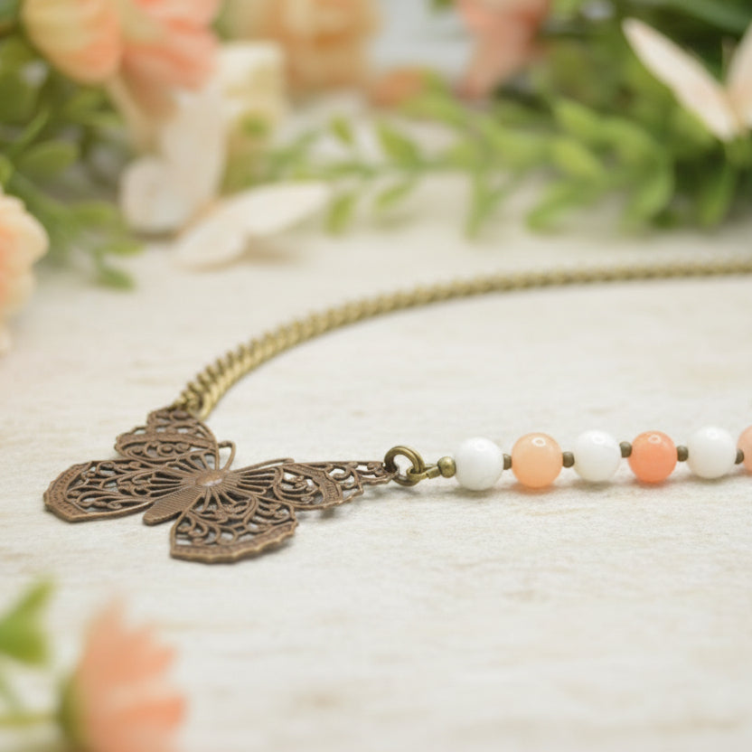 nature-inspired-aventurine-butterfly-necklace