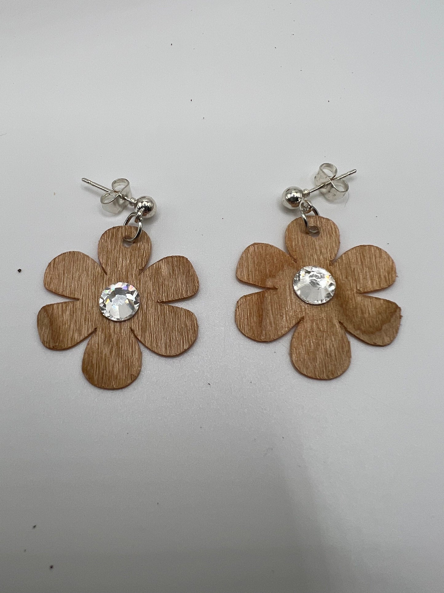 Radiant Blooms: Crystal-Centered Wood Flower Earrings for Effortless Elegance