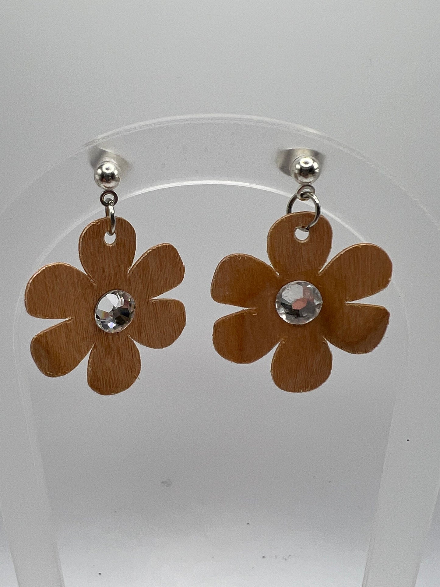 Radiant Blooms: Crystal-Centered Wood Flower Earrings for Effortless Elegance