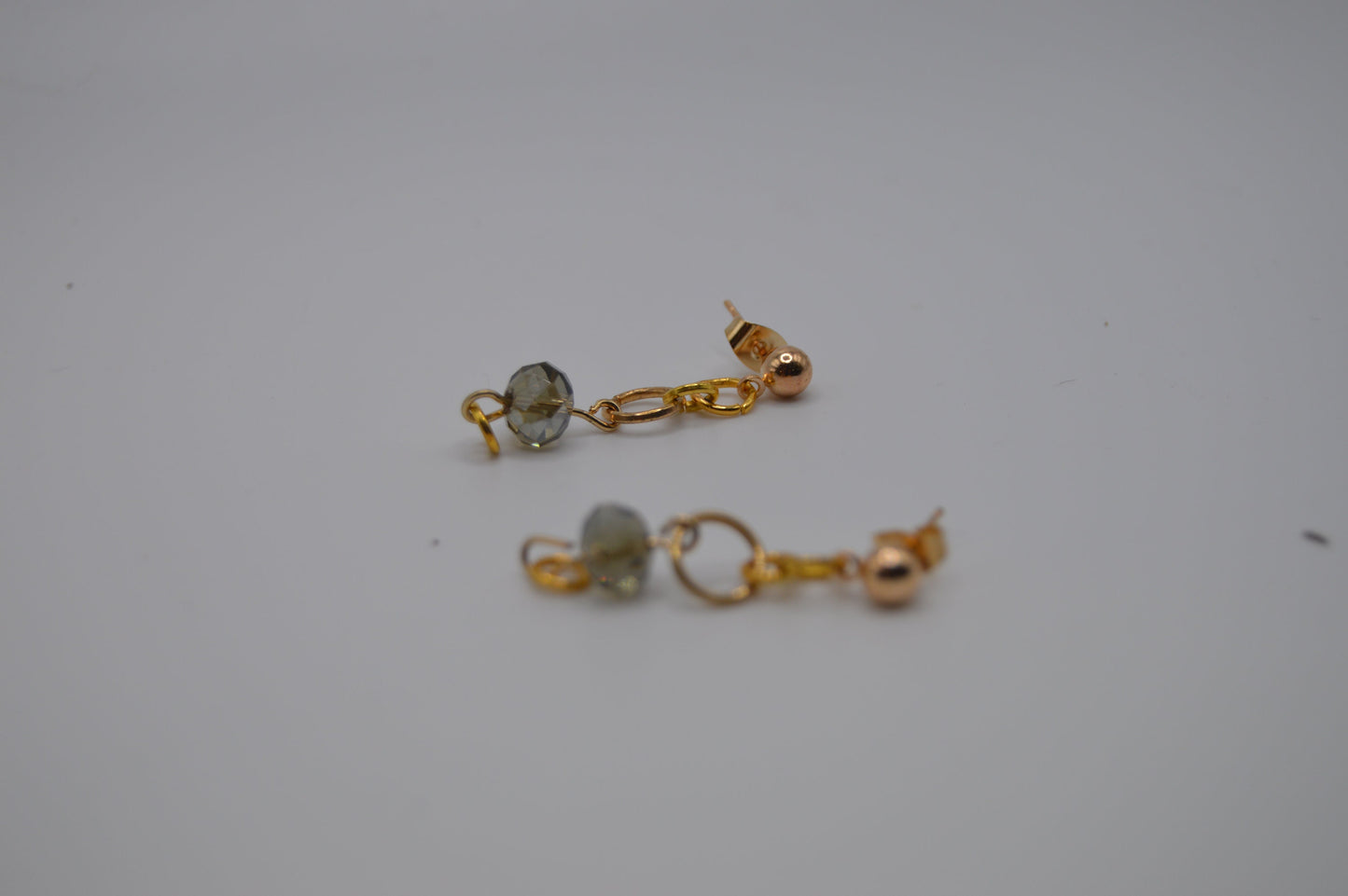 Elegant Gold Post Earrings with Crystal Rondelle Bead - Minimalist Beauty for Any Ensemble